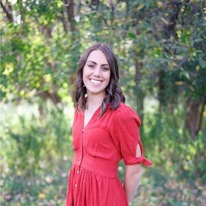 Meet your Posher, Kelsey lynn